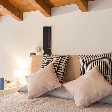 Apartment Magnificent 1800 In The Heart Of Verona