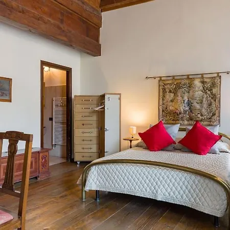 Magnificent 1800 In The Heart Of Apartment Verona
