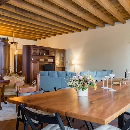 Apartment Magnificent 1800 In The Heart Of